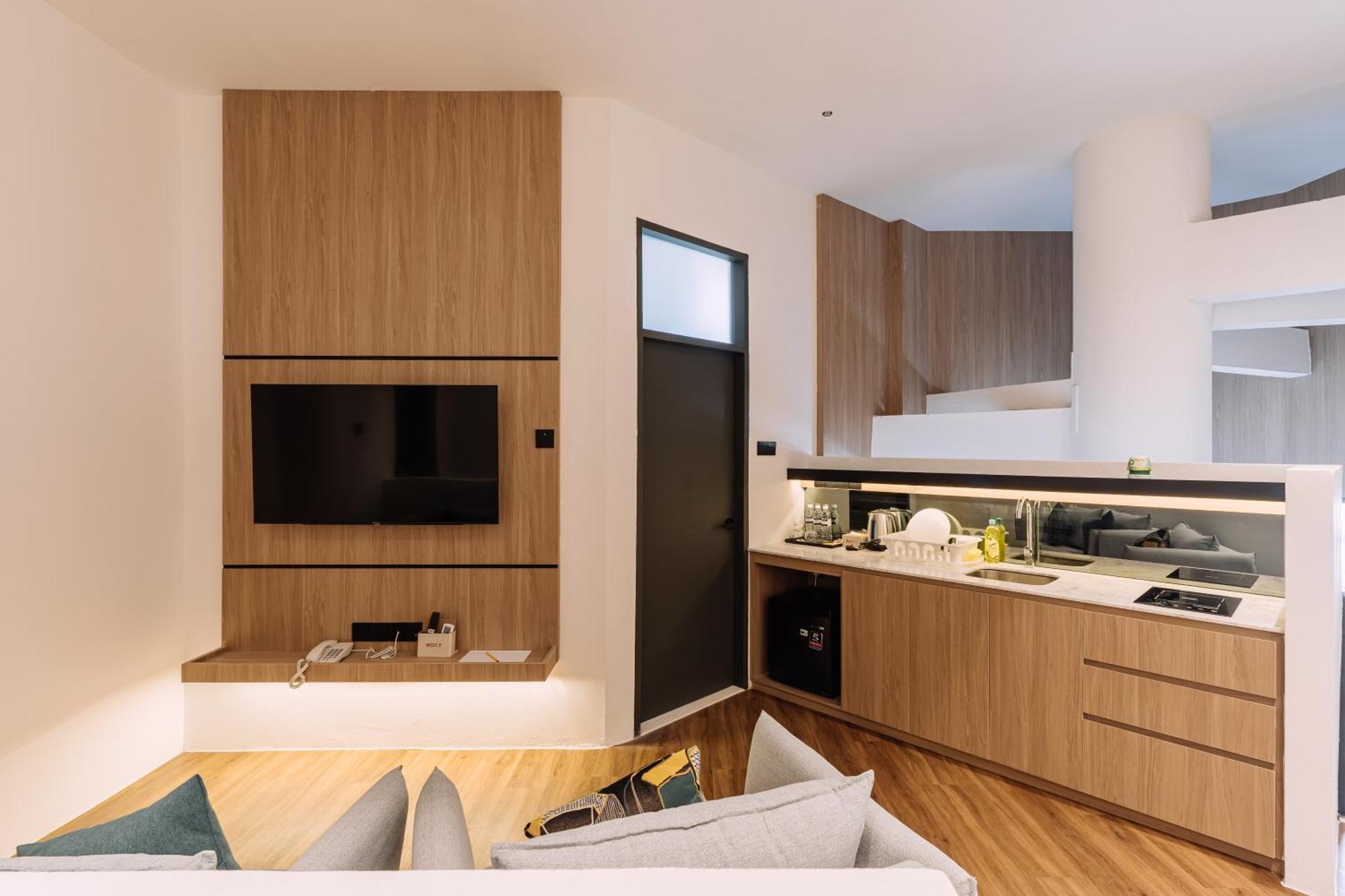 Impiana By Roxy Hotel Kuching Exterior photo